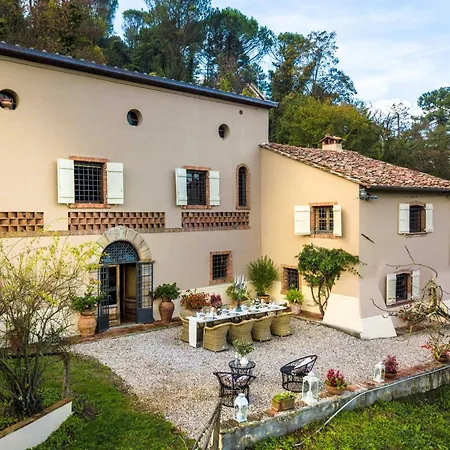 Villa Amazing In With Garden *