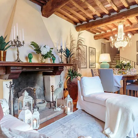 Villa Amazing In With Garden *