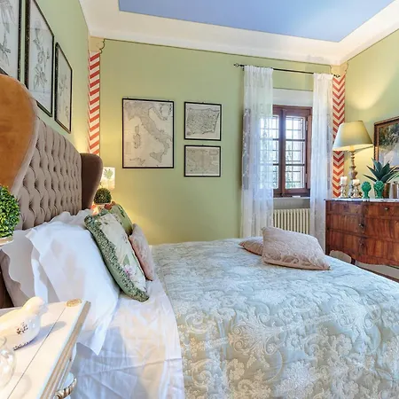 Amazing In With Garden Villa
