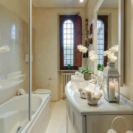 Amazing In With Garden Villa *